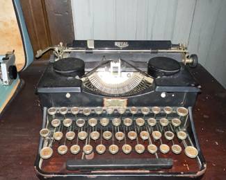 Royal typewriter
