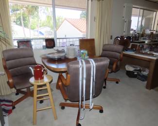 Dining room area.