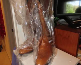 Brand new ladies leather cowboy boots.