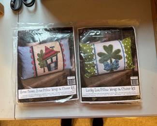 PILLOW SEWING KITS