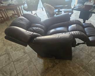 Here it is reclined you can see he can lay fully back