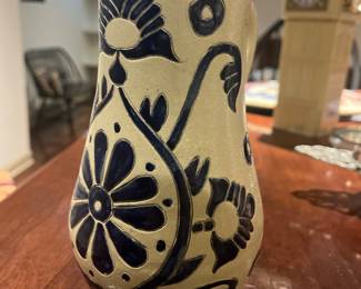 Williamsburg VA. Salt Glazed Pottery