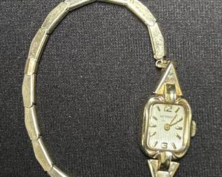 Vintage Wittnauer 14k gold women's watch