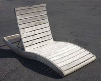 Mid century outdoor chaise lounge chair