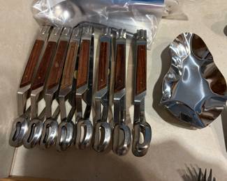 MCM Escargot Tool Set