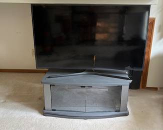 50" Flat Screen TV & Swivel Stand