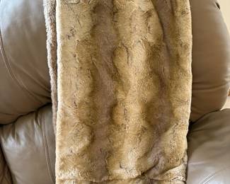 Casa Blanket