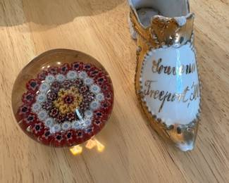 Freeport IL Souvenir & Art Glass Millefiori Paperweight