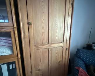 Armoire