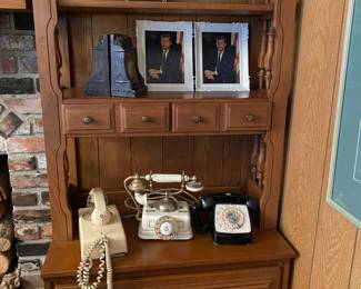 Oh my vintage!! Telephones. jFK pics. And more!