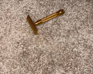 Vintage Gold Tone Gillette Saftey Razor31/4 Long Made in US