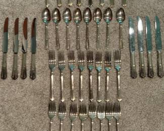Stratford Plate Sectional Silverware - 47 Piece Set 8 - Knifes, 8 - Large Forks, 8 - Small Forks, 8 - Large Spoons, 8 - Small Spoons, 1 - large Serving Spoon, 1 - Large Serving Fork, 1 - Gravy Ladle, 1 - Small Serving Spoon