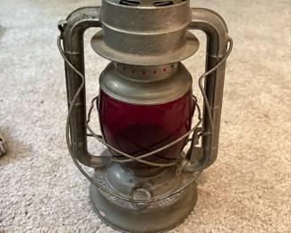 Vintage Dietz No. 2 D - Lite Railroad Lantern