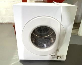 Magic Chef 2.6 cu. ft. Compact Electric Dryer.