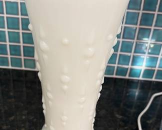 Milk Glass Vase Anchor Hocki ng Pearls And Tears Vase