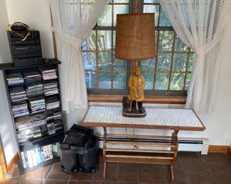 Stereo & Speakers, table, lamp