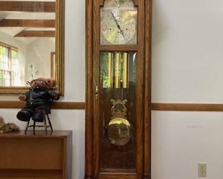 Grandfathers Clock - Keeps great time!