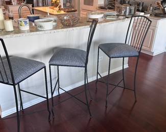Set of metal barstools 