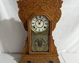 Antique 8 Day Camden Line Striking Gingerbread Mantle Clock by New Haven w/ key