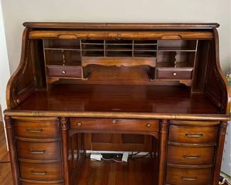Edwardian rolltop desk located in Columbus, appt needed.