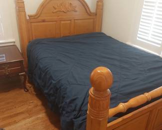 Bedroom suite located in Columbus, appt needed.