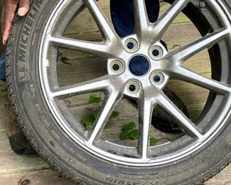 4 Tesla tires, like new from the factory!