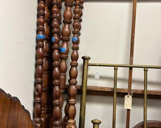 A PAIR OF 1830 SHERATON TESTER BEDS