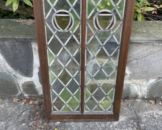 x 5 casement windows, all in excellent condition with solid oak framing (line across top panes is wire for hanging on wall
