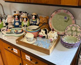 Decorative Plates, Tea Sets, Wooden Serving Tray, Animal Cookie Jars, Mixing Bowls, Lotus Chip and Dip Bowl