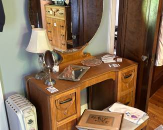 Antique Art Deco Wooden Vanity with Mirror