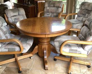 Oak Dining Room Table W 3 Rolling Chairs 2 Counter Height Chairs