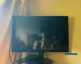 Insignia 35 Screen TV Mount Included