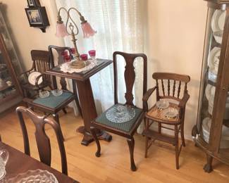 High Chairs Chairs to Dining Room Table. Pestal Stand.