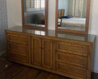 Thomasville MCM Dresser and Mirrorson Wheels