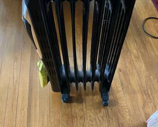 electric radiator, as new, hardly used. $30