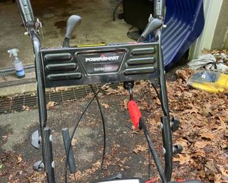 Powersmart snowblower $299