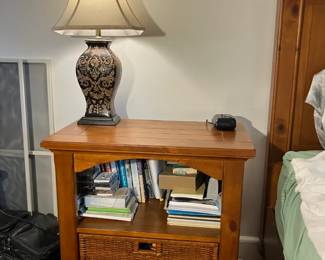 2 bedroom side tables. comes with bedroom set but can be sold separately if needed. lamps $20