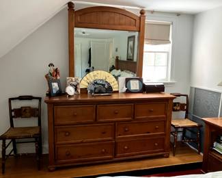 Bureau with mirror, goes with the king size bedroom set or sold individually. total price $800 for the whole set