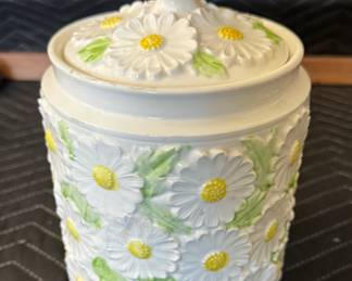 cookie jar daisy