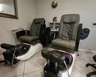 Echo Pedicure chairs with bowls and massage purchased from EarthLite. 2 years old. Excellent condition
1500.00 or make offer