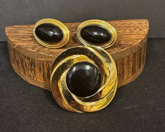 Lanvin Paris Arpege Vintage Brooch Black Cabochon Earrings