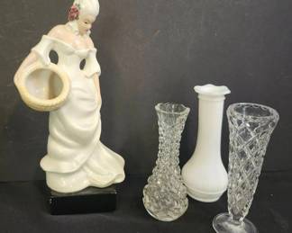 Lady Figurine 3 Vases