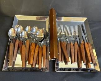 Fleetwood Designer Teak Handle Flatware