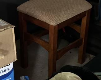Table height stools 3 stools $50.00