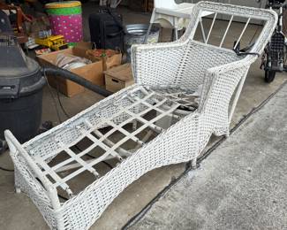 #43 Antique wicker lounge chair $60.00