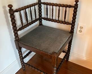 spindled corner chair