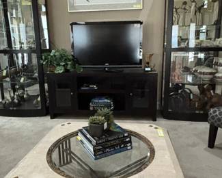 Science was key interest of owner.  Fascinating collection of books, art and art pieces to purchase.