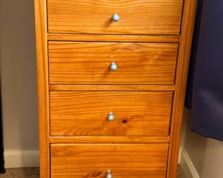 Pine lingerie dresser