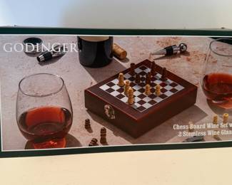 Godinger Chess Board Wine Set