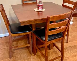 Whalen Furniture square pub style dining table with 4 chairs